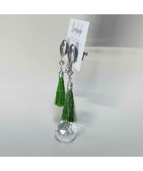 tone(トーン)の「【MOMOKINOKO】コンチョロングタッセル(earring)(MA)(イヤリング・レディース・ブラック/グレー/アイボリー/グリーン/ネイビー/ホワイト・FREE)」の15枚目の写真