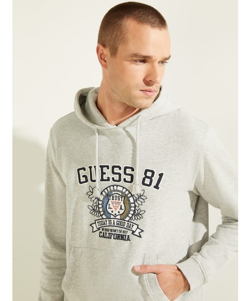 Guess（ゲス）の「Spencer Fleece Hoodie（パーカー・メンズ・ブラウン/グレー/オレンジ/ブルー・SMALL/MEDIUM/LARGE）」の5枚目の写真
