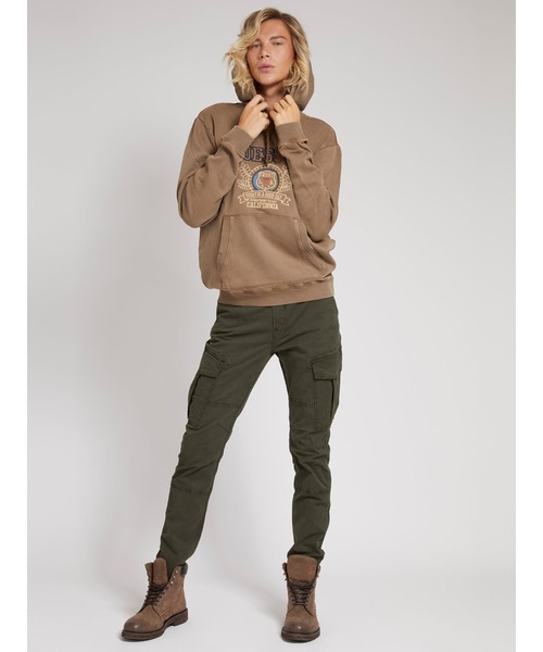 Guess（ゲス）の「Spencer Fleece Hoodie（パーカー・メンズ・ブラウン/グレー/オレンジ/ブルー・SMALL/MEDIUM/LARGE）」の8枚目の写真