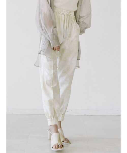 MURUA(ムルーア)の「スリムジョガーパンツ(その他パンツ・レディース・ブラック/その他1・FREE)」の10枚目の写真