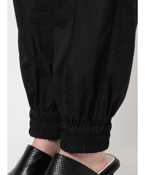 MURUA(ムルーア)の「スリムジョガーパンツ(その他パンツ・レディース・ブラック/その他1・FREE)」の7枚目の写真