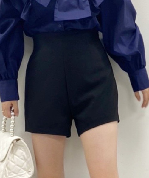 one after another NICE CLAUP（ワンアフターアナザーナイスクラップ）の「【美脚効果抜群！】シンプルショートパンツ（その他パンツ・レディース・ブラック/ブラウン/レオパード・FREE）」の2枚目の写真