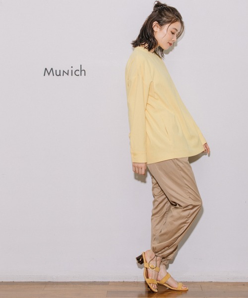 Munich（ミューニック）の「ドライタッチオックスクルーネックシャツ（シャツ/ブラウス・レディース・ブラック/イエロー/グリーン/ナチュラル/ダークベージュ・FREE）」の14枚目の写真