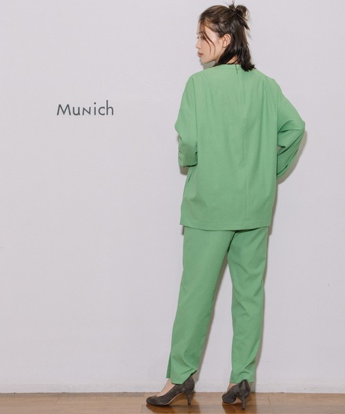 Munich（ミューニック）の「ドライタッチオックスクルーネックシャツ（シャツ/ブラウス・レディース・ブラック/イエロー/グリーン/ナチュラル/ダークベージュ・FREE）」の22枚目の写真