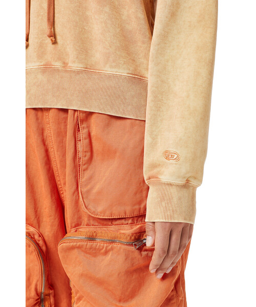 DIESEL(ディーゼル)の「レディース スウェット パーカー 製品染め レギュラーフィット(パーカー・レディース・パープル/イエロー/オレンジ・SMALL/MEDIUM/LARGE/X-SMALL)」の5枚目の写真