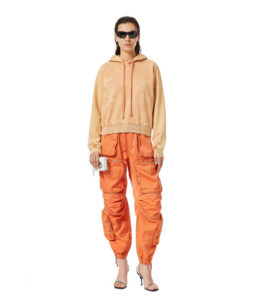 DIESEL(ディーゼル)の「レディース スウェット パーカー 製品染め レギュラーフィット(パーカー・レディース・パープル/イエロー/オレンジ・SMALL/MEDIUM/LARGE/X-SMALL)」の9枚目の写真