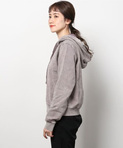 DIESEL(ディーゼル)の「レディース スウェット パーカー 製品染め レギュラーフィット(パーカー・レディース・パープル/イエロー/オレンジ・SMALL/MEDIUM/LARGE/X-SMALL)」の7枚目の写真