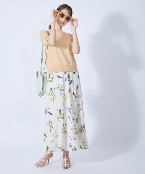 ROPE'（ロペ）の「5分袖ニットプルオーバー（Tシャツ/カットソー・レディース・ホワイト系その他2/ベージュ系その他2/ミント/ネイビー/ピンク系その他2/ホワイト/オレンジ/サックスブルー・38）」の10枚目の写真