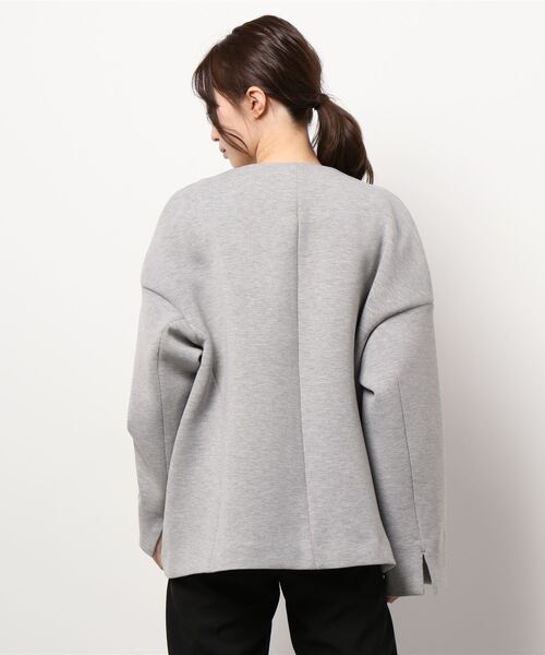 libelle more（リベル モア）の「ダイバー素材ノーカラージャケット（ノーカラージャケット・レディース・ネイビー/アイボリー/ブラック/杢グレー/ベージュ/モカ/チャコールグレー/グレイッシュベージュ・L/M）」の18枚目の写真