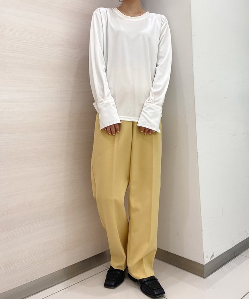 solleim(ソルレム)の「カフスデザインカットソー(Tシャツ/カットソー・レディース・ブラック/オフホワイト・M)」の3枚目の写真
