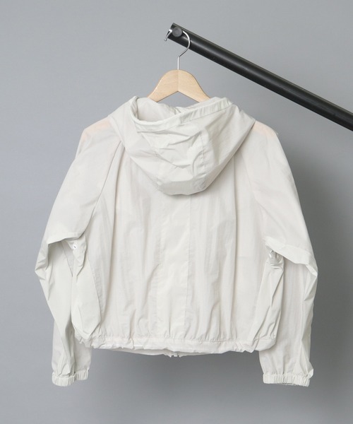 タトラス　植物柄ナイロンジャンパー　薄手 タトラス 植物柄ナイロンジャンパー 薄手 タトラス 植物柄ナイロン