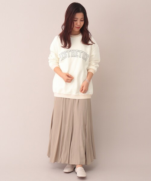 UNTITLED（アンタイトル）の「◆【STORY掲載】裏毛ロゴスウェット＜洗える＞（スウェット・レディース・グレー/オフホワイト/グリーン・02/00/44/48/04）」の11枚目の写真