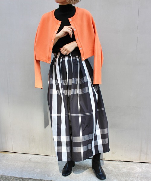 MLI'A(エムリア)の「スナップボタン/リブカーディガン(セットアップ対応)(カーディガン/ボレロ・レディース・ブラック/グリーン/オレンジ/ブルー/アイボリー/ホワイト×ネイビー・M)」の16枚目の写真