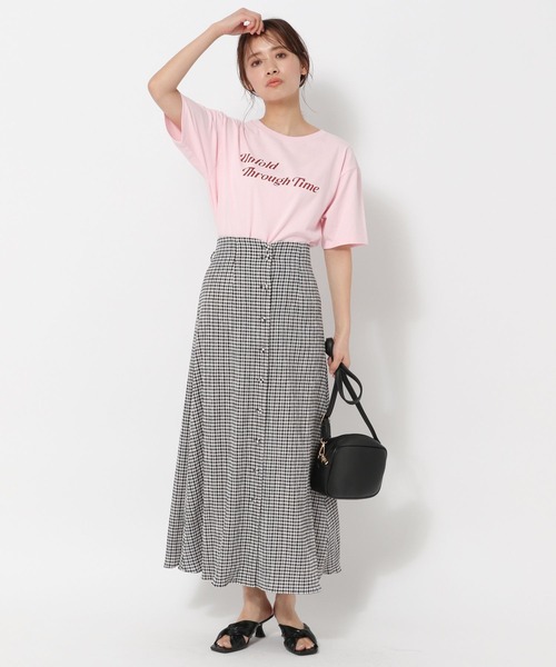 mysty woman(ミスティウーマン)の「グラフィックロゴカラーT 274921(Tシャツ/カットソー・レディース・ネイビー/オフホワイト/ライトピンク/ライトベージュ・FREE)」の8枚目の写真