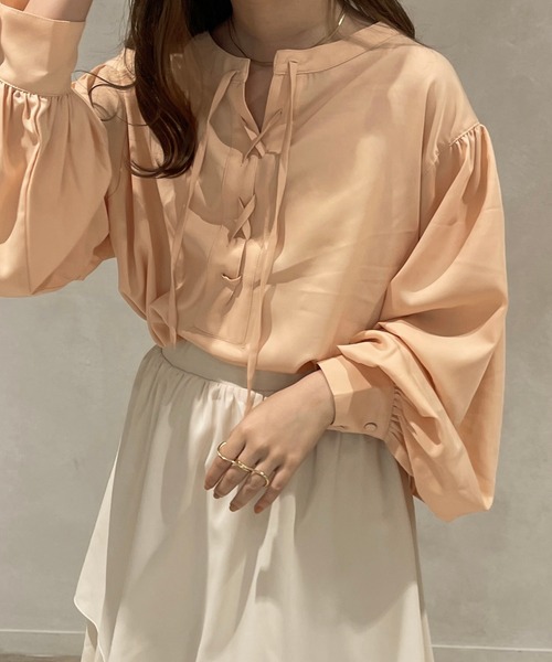 apres jour clair(アプレジュールクレア)の「【apres jour clair】フロントレースアップチュニック【ZOZOTOWN限定アイテム】(シャツ/ブラウス・レディース・オレンジ系その他/コーラル/アイボリー/ベージュ・フリー/X-LARGE)」の5枚目の写真