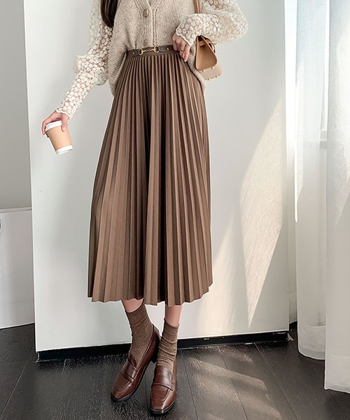 Primazel（プリマゼル）の「ウエストマーク ミモレ丈 プリーツスカート（スカート・レディース・ブラック/モカ・M）」の2枚目の写真