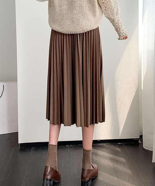 Primazel（プリマゼル）の「ウエストマーク ミモレ丈 プリーツスカート（スカート・レディース・ブラック/モカ・M）」の8枚目の写真