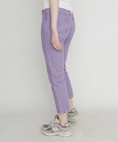 Levi's(リーバイス)の「LEVI'S(R) FRESH 501(R) CROP YD BOTANICAL LAVENDER(デニムパンツ・レディース・マルチ・28inch/24inch/25inch/26inch/27inch/23inch)」の5枚目の写真