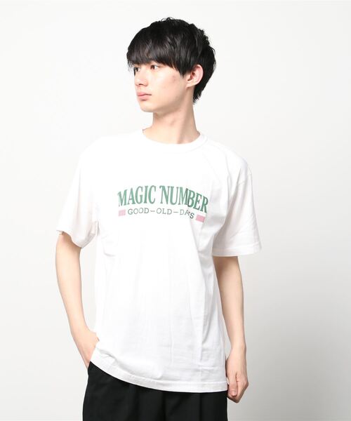 MAGIC NUMBER（マジック ナンバー）の「【MAGIC NUMBER】GOOD OLD DAYS S/S TEE-SHIRT(REGULAR FIT)（Tシャツ/カットソー・メンズ・ホワイト/ブラック・MEDIUM/LARGE/X-LARGE）」の7枚目の写真
