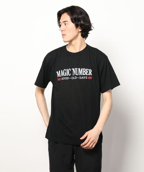 MAGIC NUMBER（マジック ナンバー）の「【MAGIC NUMBER】GOOD OLD DAYS S/S TEE-SHIRT(REGULAR FIT)（Tシャツ/カットソー・メンズ・ホワイト/ブラック・MEDIUM/LARGE/X-LARGE）」の8枚目の写真