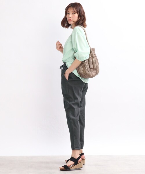 SHOO・LA・RUE(シューラルー)の「◆【洗える/綿麻】イージーベイカーパンツ(その他パンツ・レディース・チャコールグレー/オリーブ/イエロー/ライトベージュ/ピンク系/ブルー・04/03/02)」の17枚目の写真