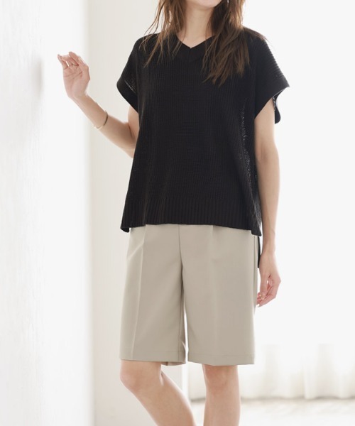 Pierrot(ピエロ)の「センタープレスハーフパンツ(その他パンツ・レディース・ブラック/オフホワイト/ライトベージュ・M/L/PM)」の12枚目の写真