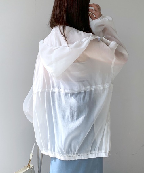 OLIVE des OLIVE（オリーブデオリーブ）の「シアロングマンパ（マウンテンパーカー・レディース・ライトグレー/オフホワイト・FREE）」の8枚目の写真