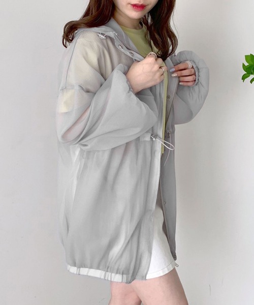 OLIVE des OLIVE（オリーブデオリーブ）の「シアロングマンパ（マウンテンパーカー・レディース・ライトグレー/オフホワイト・FREE）」の4枚目の写真