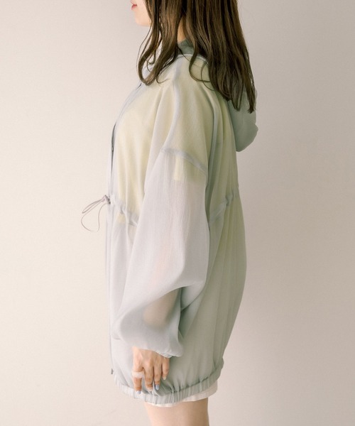 OLIVE des OLIVE（オリーブデオリーブ）の「シアロングマンパ（マウンテンパーカー・レディース・ライトグレー/オフホワイト・FREE）」の9枚目の写真