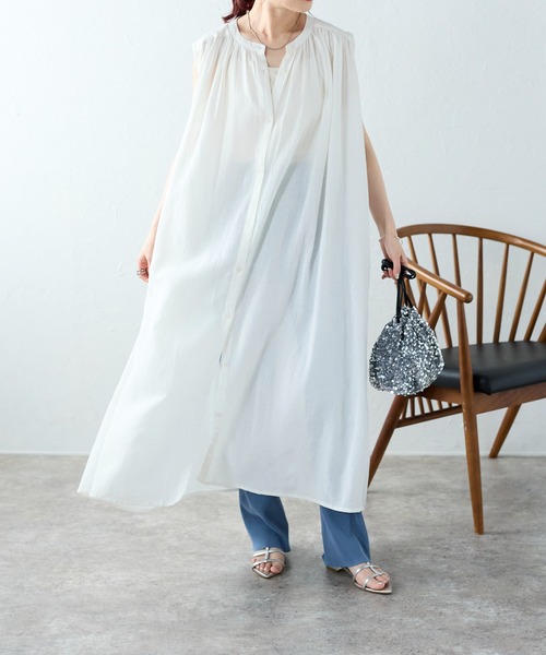 Fizz（フィズ）の「【Fizz/フィズ】　綿麻混スタンドカラーギャザーシャツワンピース（シャツワンピース・レディース・ベージュ/カーキ/チャコール/キナリ/ブルー・M）」の8枚目の写真