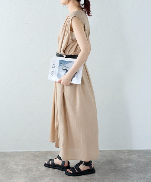 Fizz（フィズ）の「【Fizz/フィズ】　綿麻混スタンドカラーギャザーシャツワンピース（シャツワンピース・レディース・ベージュ/カーキ/チャコール/キナリ/ブルー・M）」の17枚目の写真