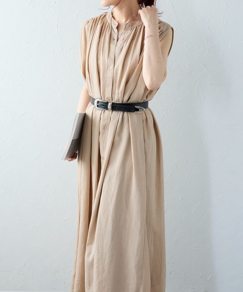 Fizz（フィズ）の「【Fizz/フィズ】　綿麻混スタンドカラーギャザーシャツワンピース（シャツワンピース・レディース・ベージュ/カーキ/チャコール/キナリ/ブルー・M）」の21枚目の写真