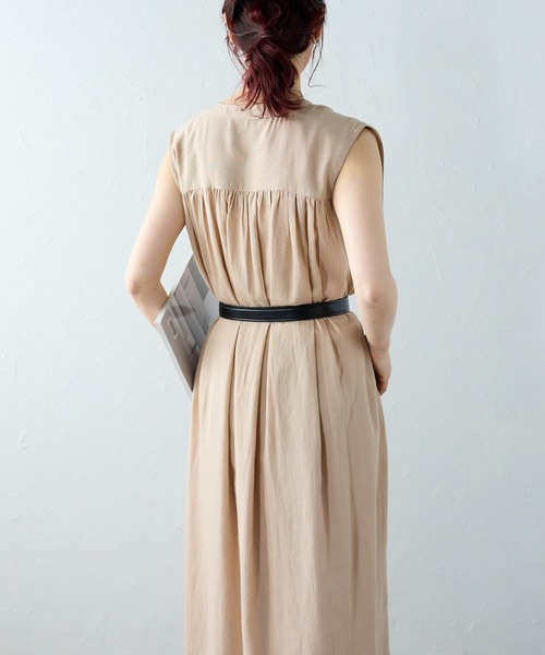 Fizz（フィズ）の「【Fizz/フィズ】　綿麻混スタンドカラーギャザーシャツワンピース（シャツワンピース・レディース・ベージュ/カーキ/チャコール/キナリ/ブルー・M）」の22枚目の写真