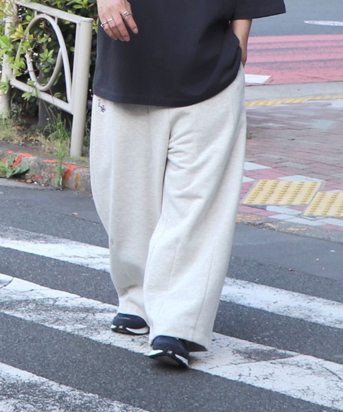 ILL'S（イルズ）の「ビッグシルエット ワンポイント刺繍 イージースウェットパンツ【ILL'S】（スウェットパンツ・メンズ・ブラック/杢グレー/イエロー/グリーン/オートミール・FREE）」の12枚目の写真