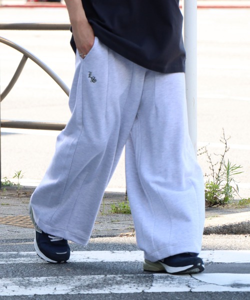 ILL'S（イルズ）の「ビッグシルエット ワンポイント刺繍 イージースウェットパンツ【ILL'S】（スウェットパンツ・メンズ・ブラック/杢グレー/イエロー/グリーン/オートミール・FREE）」の9枚目の写真