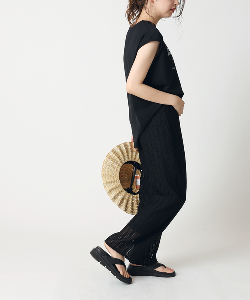 B.C STOCK(ベーセーストック)の「トングボリュームソールサンダル(サンダル・レディース・ブラック/チャコールグレー/ホワイト・MEDIUM/LARGE/SMALL)」の7枚目の写真