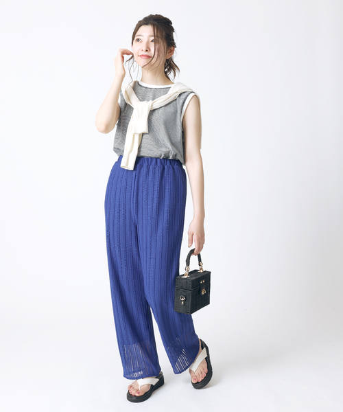 B.C STOCK(ベーセーストック)の「トングボリュームソールサンダル(サンダル・レディース・ブラック/チャコールグレー/ホワイト・MEDIUM/LARGE/SMALL)」の12枚目の写真