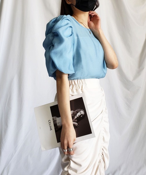 me+em select（ミームセレクト）の「※【 8color ／ 2size 】シャーリングパフスリーブグロッシーシアーブラウス（シャツ/ブラウス・レディース・モスグリーン/ミント/パープル/ベージュ/ピンク/ライトイエロー/ブラック/ブルー・FREE/LARGE）」の22枚目の写真