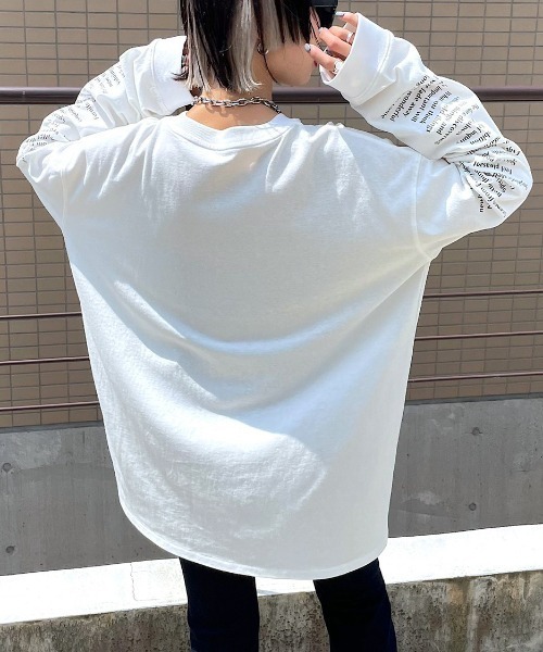 PAGEBOY(ページボーイ)の「モノトーンロゴロンT(Tシャツ/カットソー・レディース・チャコールグレー/オフホワイト/モカ・FREE)」の4枚目の写真