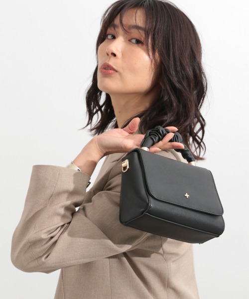 PETA+JAIN（ペタアンドジェーン）の「BARNYARDSTORM / PETA＋JAIN/ミニショルダー（ショルダーバッグ・レディース・ブラック/ベージュ/グリーン・FREE）」の2枚目の写真