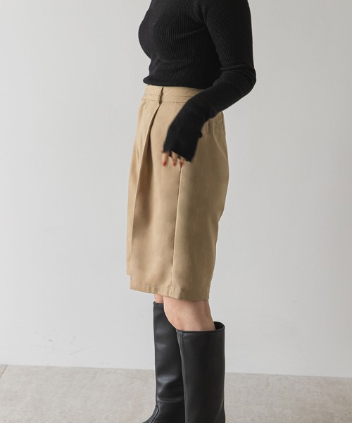 rectangle（レクタングル）の「ツイルタックハーフパンツ（その他パンツ・レディース・ブラック/ベージュ/アイボリー・FREE）」の7枚目の写真