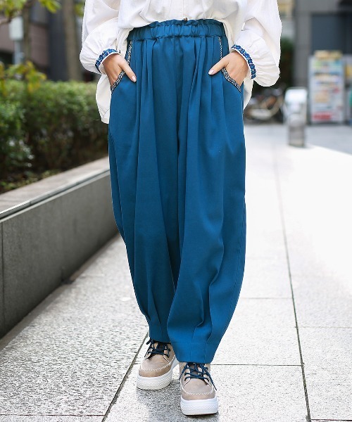 チチカカ（チチカカ）の「ピーチスキンエッグタックパンツ　【シリーズ累計15,000枚突破】（その他パンツ・レディース・ブラック/カーキ/ベージュ/ブルー/ブラウン・FREE）」の5枚目の写真