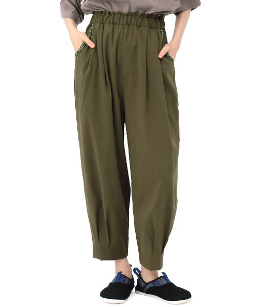 チチカカ（チチカカ）の「ピーチスキンエッグタックパンツ　【シリーズ累計15,000枚突破】（その他パンツ・レディース・ブラック/カーキ/ベージュ/ブルー/ブラウン・FREE）」の12枚目の写真