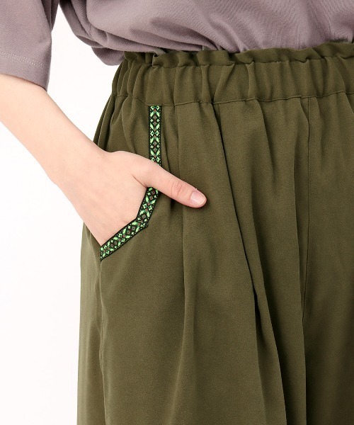 チチカカ（チチカカ）の「ピーチスキンエッグタックパンツ　【シリーズ累計15,000枚突破】（その他パンツ・レディース・ブラック/カーキ/ベージュ/ブルー/ブラウン・FREE）」の18枚目の写真