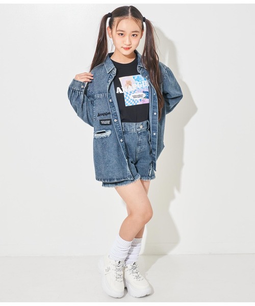 ANAP GiRL(アナップガール)の「クラッシュデニムシャツ(シャツ/ブラウス・キッズ・ライトブルー・S/M/XS)」の5枚目の写真