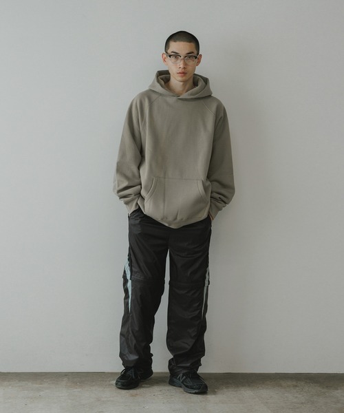 FOG ESSENTIALS（エフオージーエッセンシャルズ）の「FOG ESSENTIALS/エッセンシャルズ BACK LOGO SWEAT HOODIE フーディー パーカー（パーカー・メンズ・ブラウン/クリーム/ブラック/モスグリーン・M/L/S/XL）」の22枚目の写真