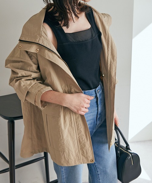 COLLAGE GALLARDAGALANTE(コラージュガリャルダガランテ)の「前後2WAY/ジャケットとの相性がいい/スクエアシアー切替タンク/手洗い可(タンクトップ・レディース・ホワイト/ブラック/チャコールグレー/ライトグレー・FREE)」の3枚目の写真