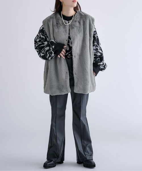 Ellno Loset（エルノロゼット）の「スムースファーベスト（ベスト・メンズ・ブルー系/ブラック/グレー・MEDIUM/LARGE）」の15枚目の写真