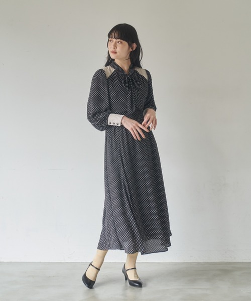 idem（イデム）の「classical dot ribbon onepiece/クラシカルドットリボンワンピース【Sサイズ展開あり】（ワンピース・レディース・ブラック/ベージュ・FREE/SMALL）」の3枚目の写真