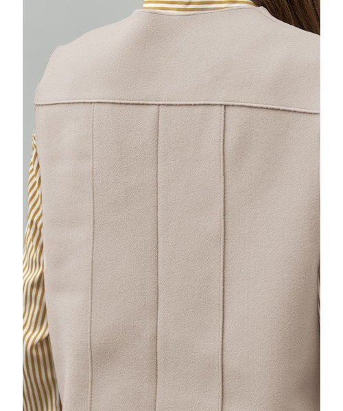 STYLE DELI（スタイルデリ）の「メルトン調ベスト（ベスト・レディース・チャコールグレー/ライトベージュ・FREE）」の11枚目の写真